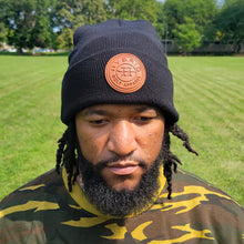 Load image into Gallery viewer, THE HYBRID BEANIE- BLACK
